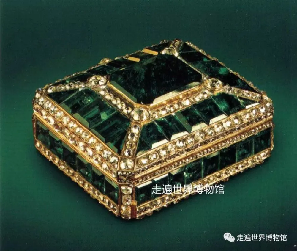 梦到金子偷金子藏起来_梦到偷金子_梦见金子被偷