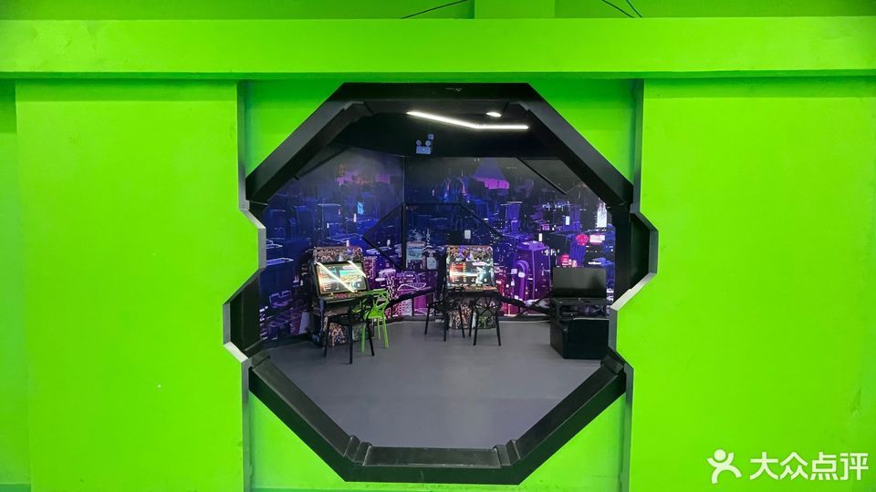 实体店游戏本好还是网购_实体店游戏手柄一般多少钱_游戏实体店