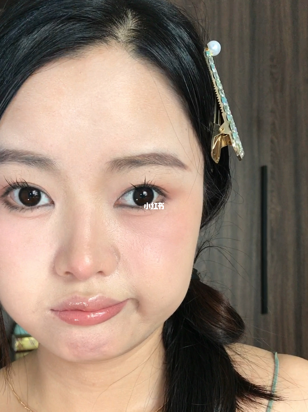 对女生表白的话真实点_美女照片真实点的_美女清纯床上真实私房照片