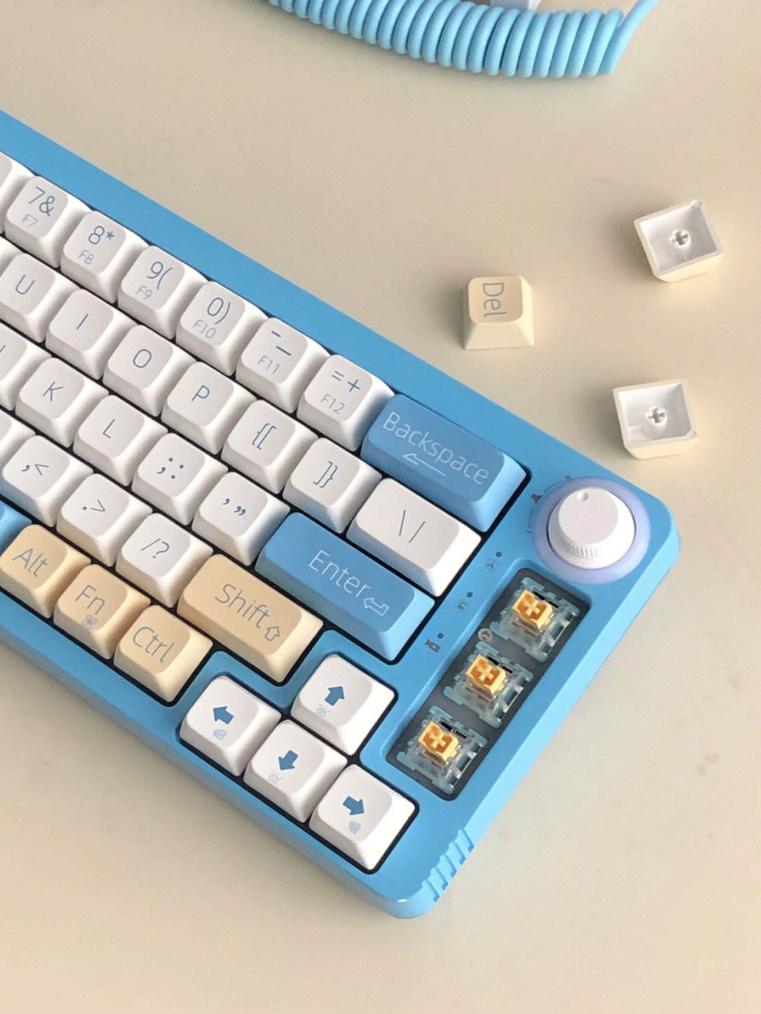 机械键盘和轴体键盘_机械键盘 轴 区别_轴键盘区别机械和固态