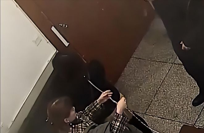公平的报复txt下载_报复游戏:绑来的女佣txt下载_吻上签约小女佣txt下载