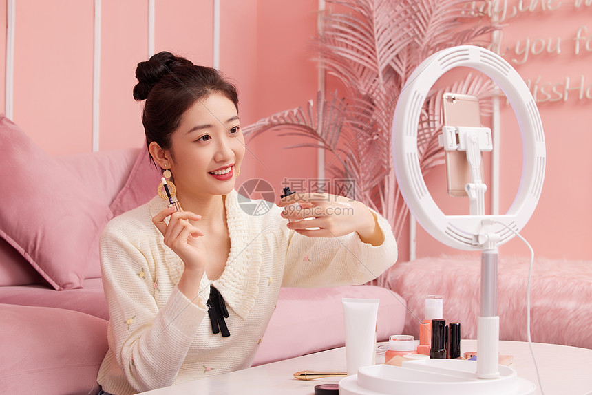 红唇直播_红唇素材_红唇哥哥