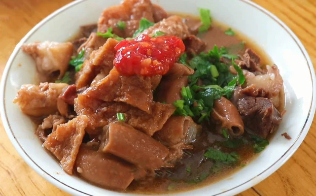 见光如我斩尽牛杂_斩尽牛杂_斩尽牛杂是什么意思