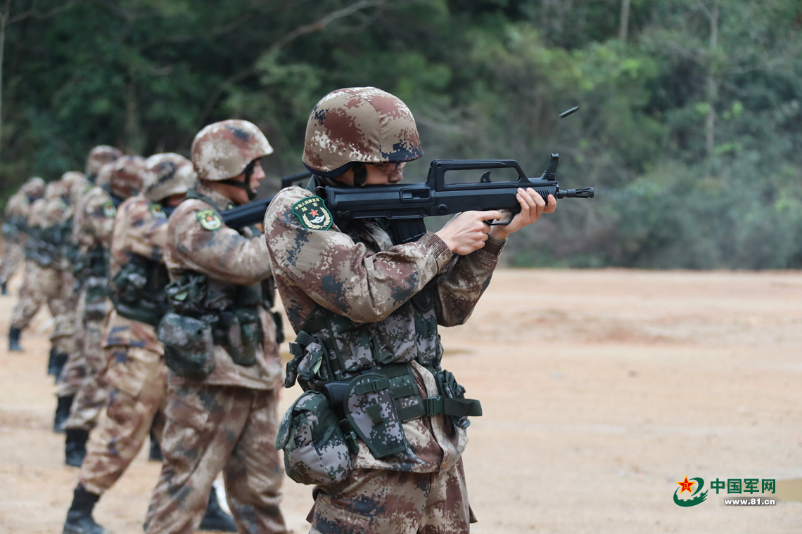 手机射击游戏_射击手机游戏排行榜_射击手机游戏推荐