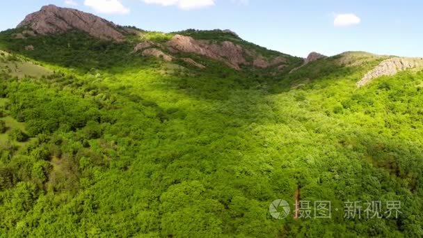 森林潜水器洞有什么_森林潜水器会刷新吗_森林潜水器在哪里获得