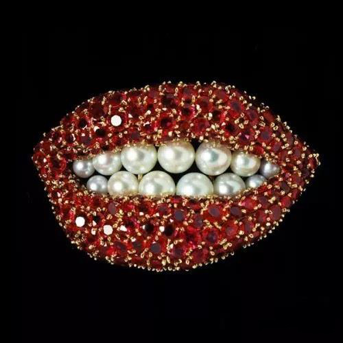 达斯维达和达斯摩尔_安达斯_达斯安格鲁