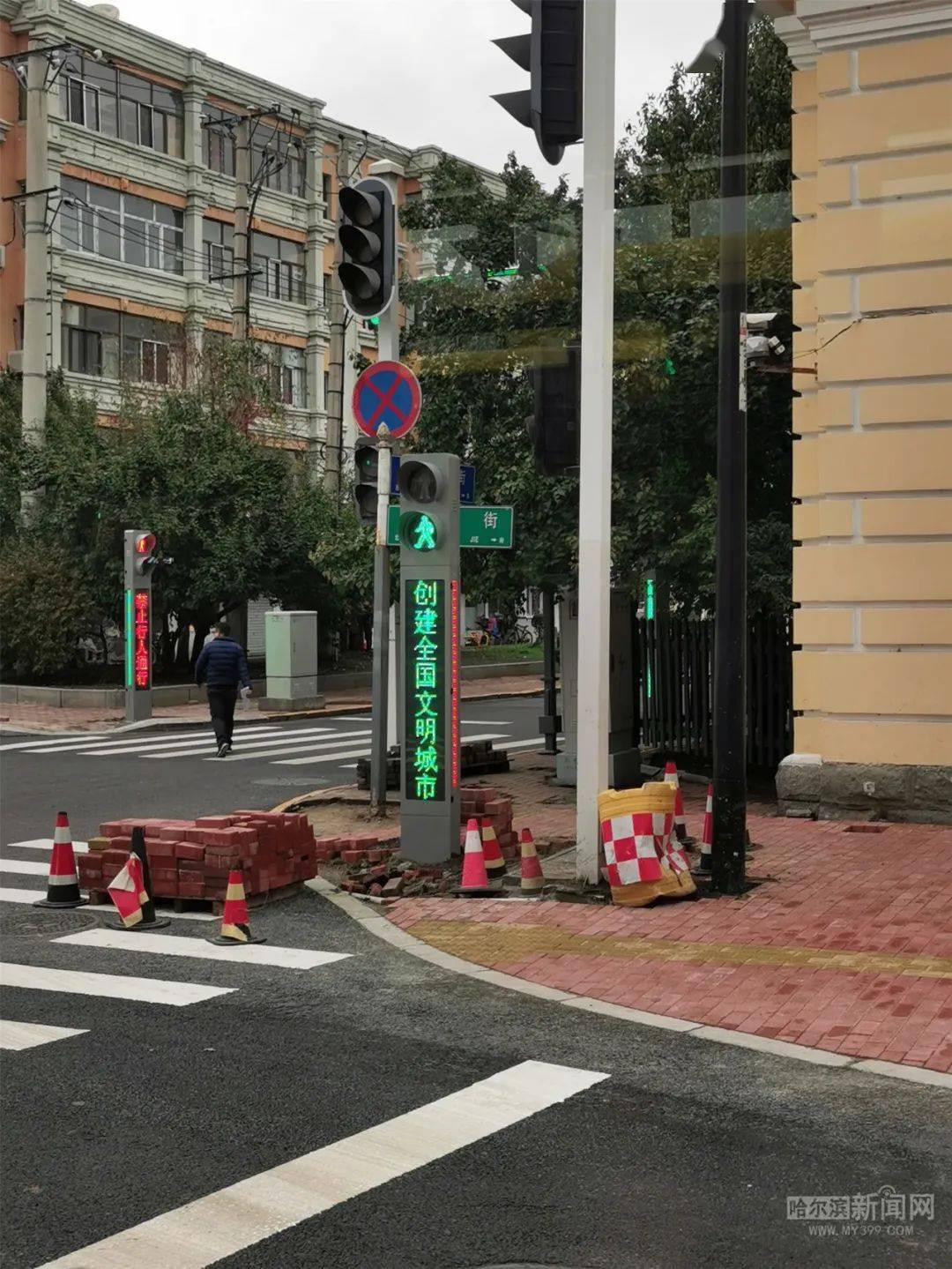 狸猫过街小游戏_狸猫过街4399小游戏_狸猫过马路的游戏
