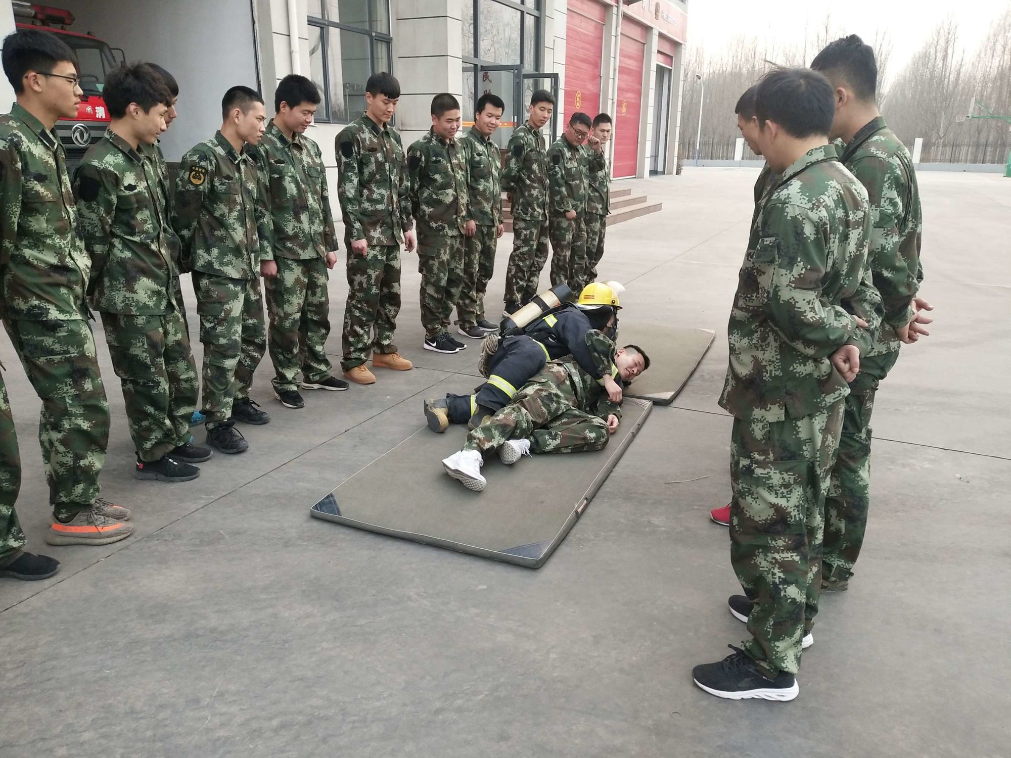 灭火先锋_灭火先锋下载安装_灭火先锋好玩吗
