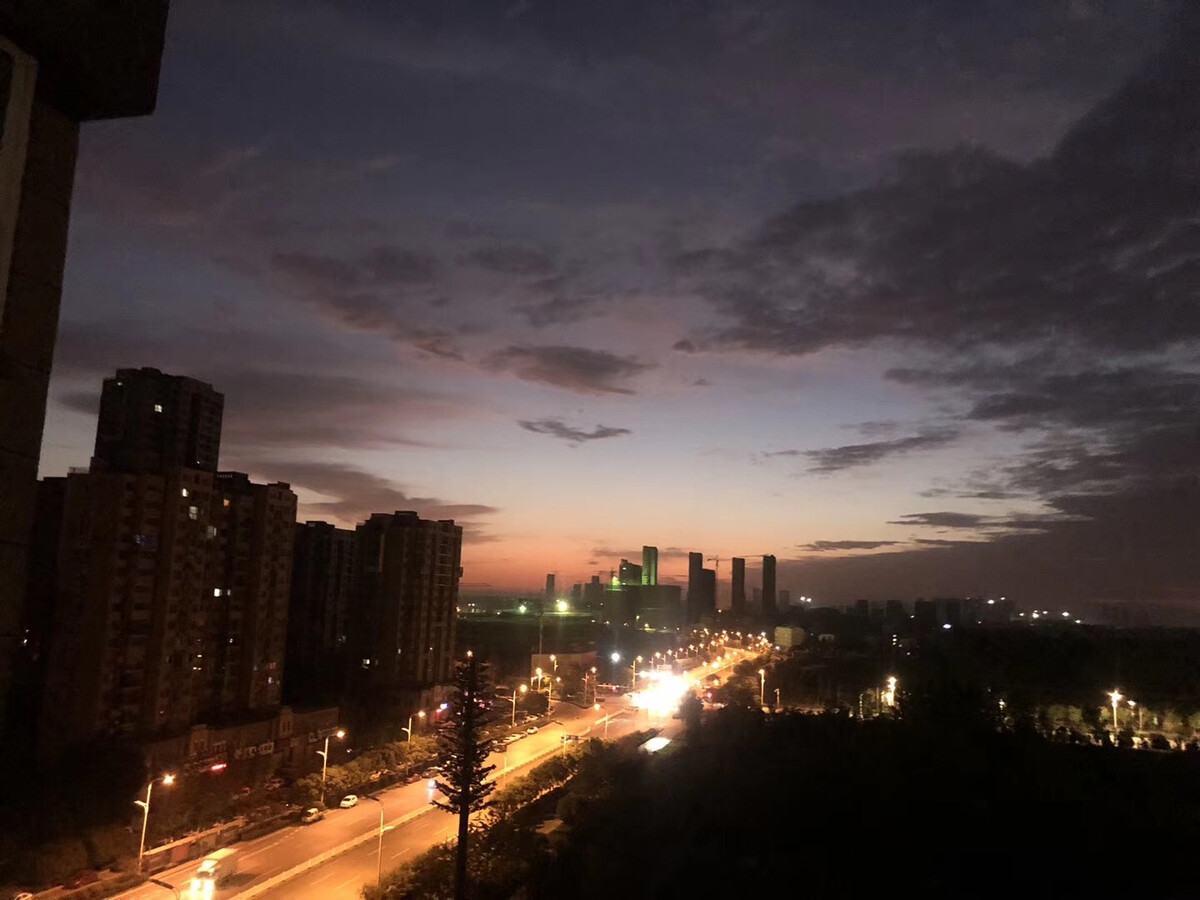 半夜用的软件_三更半夜有我陪你app怎么下_半夜app哪个好