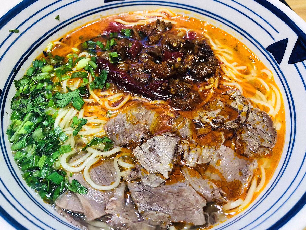 忘情牛肉面_牛肉忘情面歌词_忘情牛肉面怎么烧