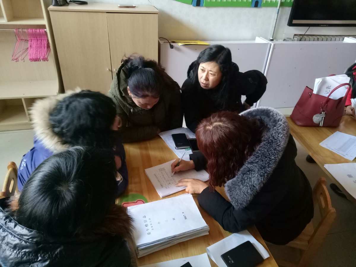 玩具妈妈出奇蛋_妈妈是全公司的玩具_玩具妈妈讲故事