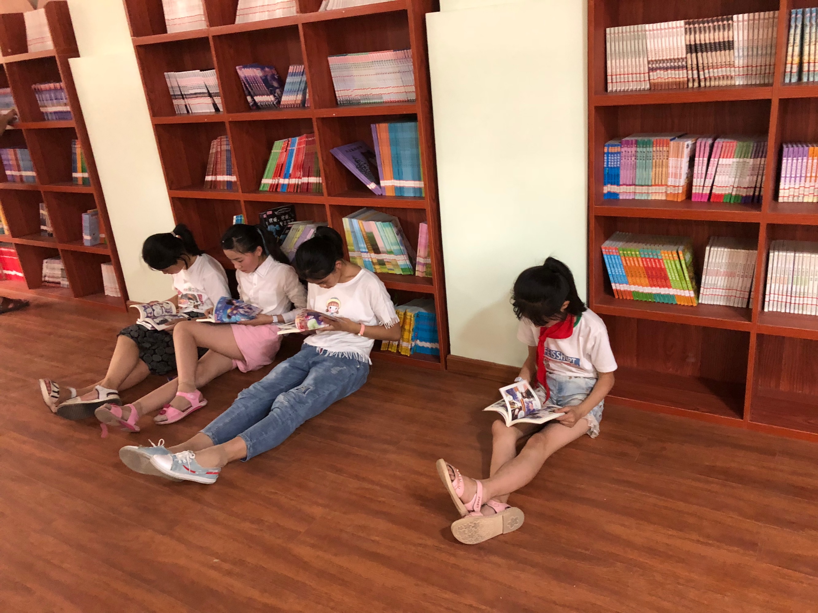 书趣阁真正的官方网站是哪个_趣书网txt电子书全本免费阅读_书趣全本电子免费阅读网页版