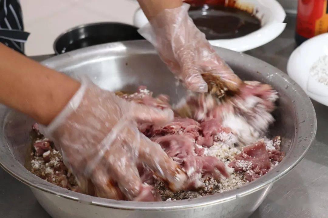 肉村的是哪位cv_肉村_中村悠一为什么叫肉村