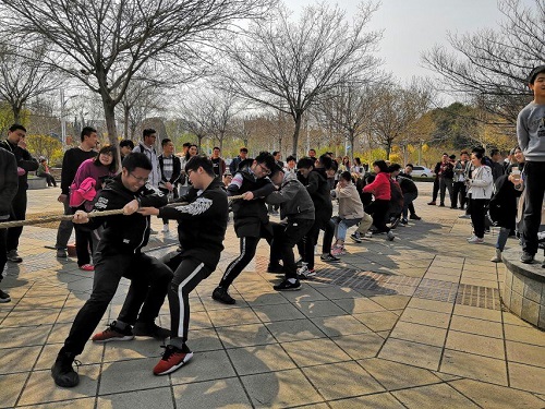 高三孩子打什么手机游戏好_高三打手机好游戏孩子怎么教育_高三的孩子天天打游戏