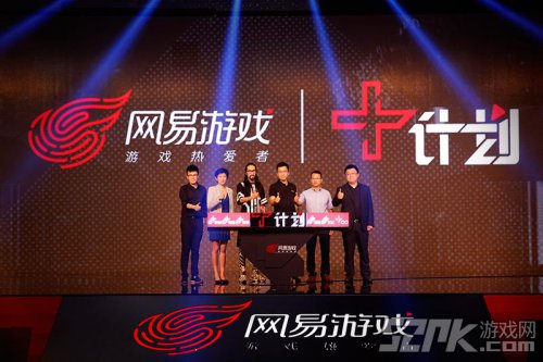 手机版开箱游戏_开箱小游戏_400款游戏手机开箱教程
