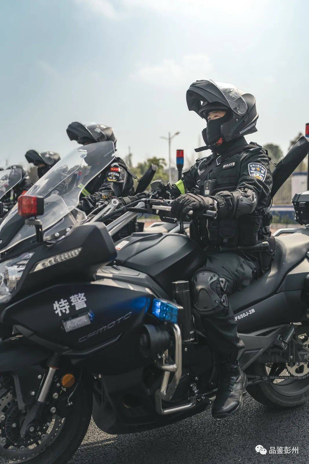 特特警游戏_特警宝贝手机游戏怎么玩_宝贝特警手机游戏