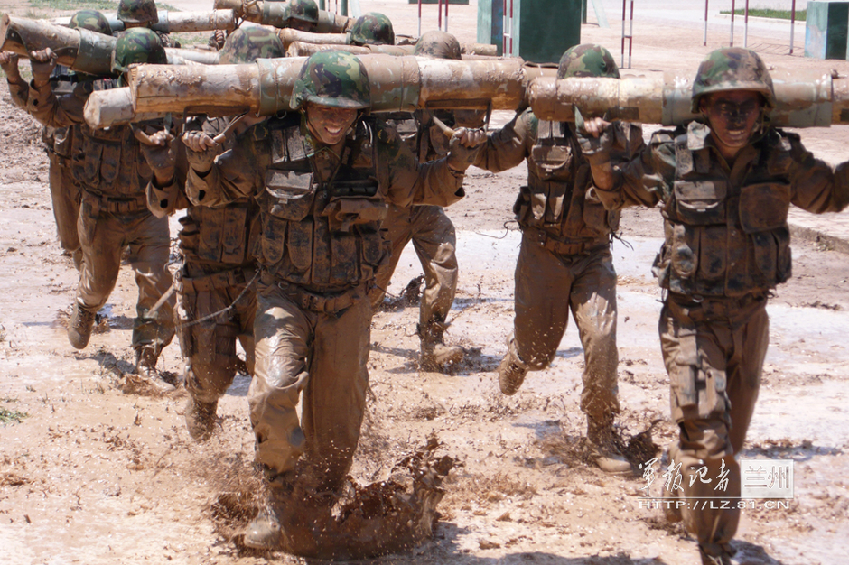 突击小队2战争之人_突击小队战争人怎么玩_战争之人:突击小队2