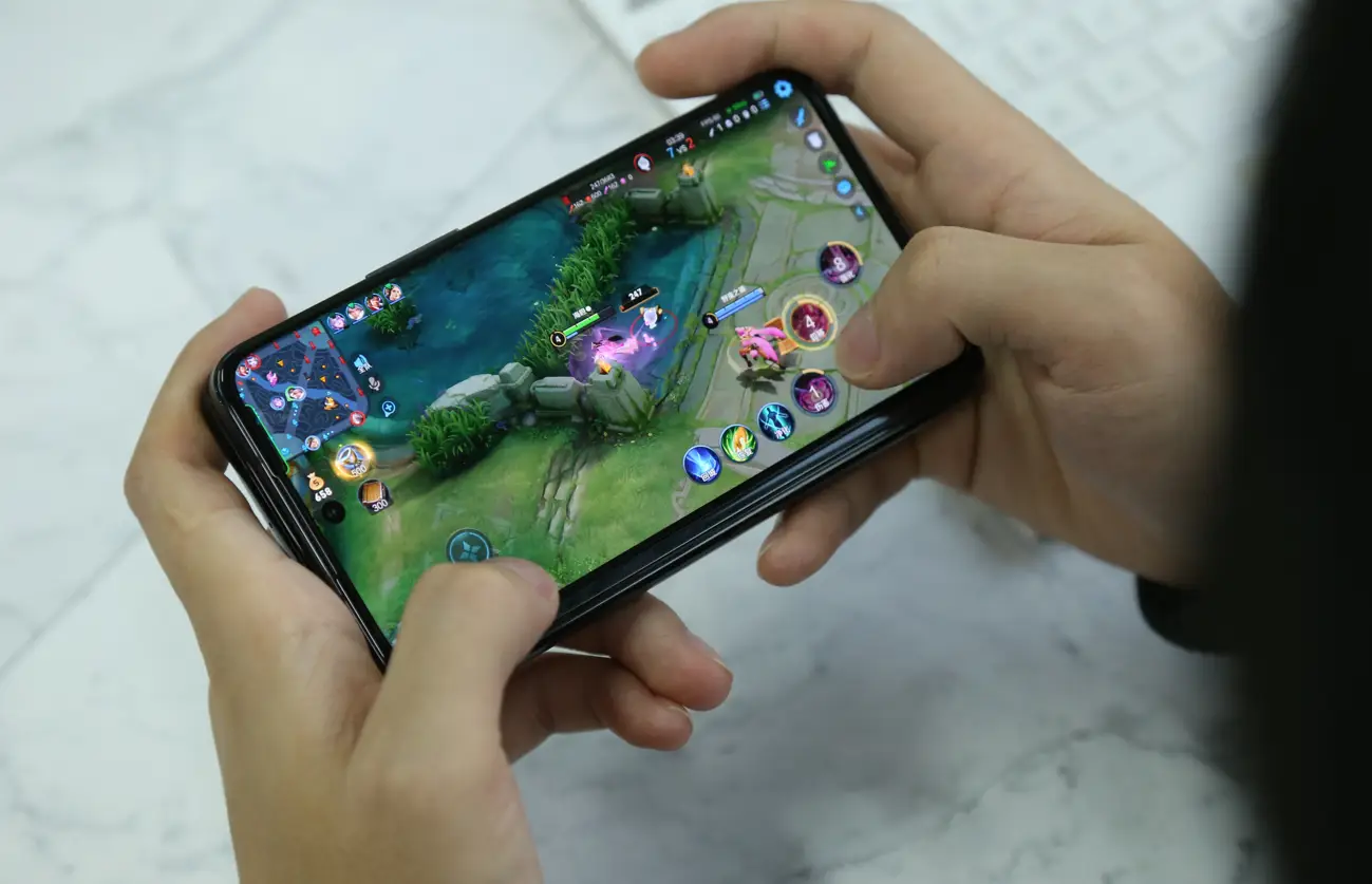 crs手机游戏_手机游戏crc检测_手机游戏CRT滤镜