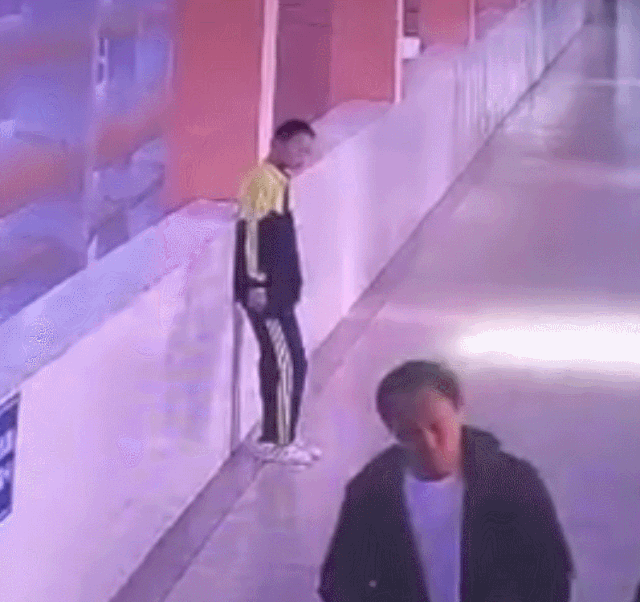 低头玩手机游戏头晕想吐_头晕恶心想吐是怎么回事玩手机_低头头晕想吐玩手机游戏有用吗