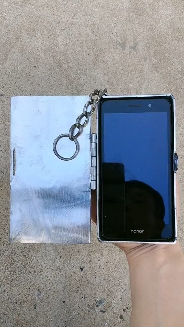 打游戏特别厉害的手机壳_哪种手机壳打游戏手感好_我要玩手机壳的游戏