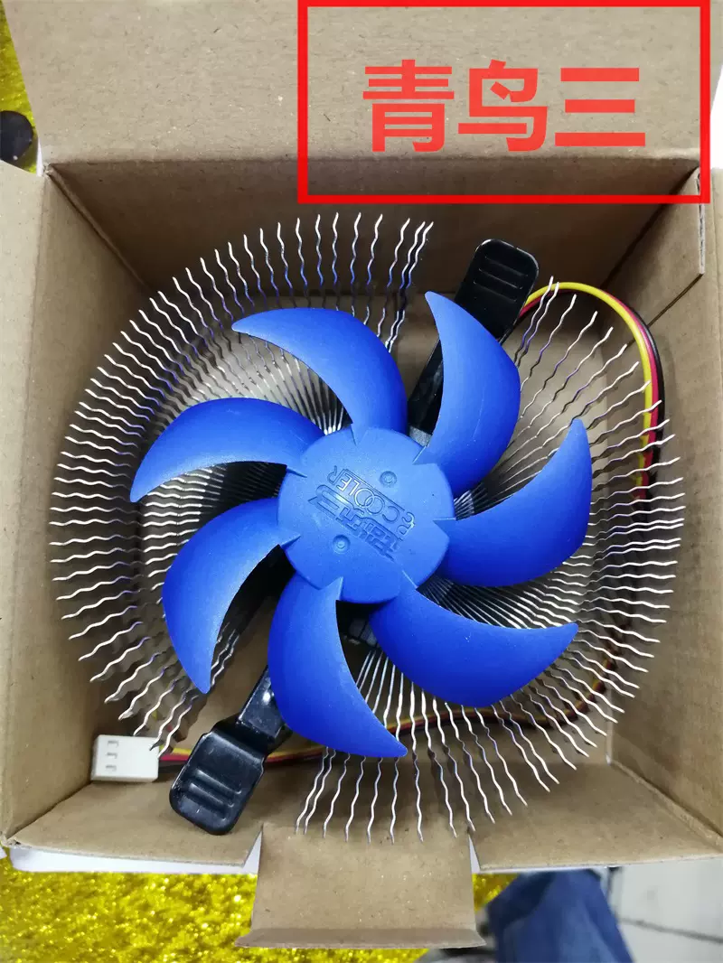 玩大型游戏电脑烫手_电脑发热打游戏会卡吗_电脑手机玩游戏发烫正常吗