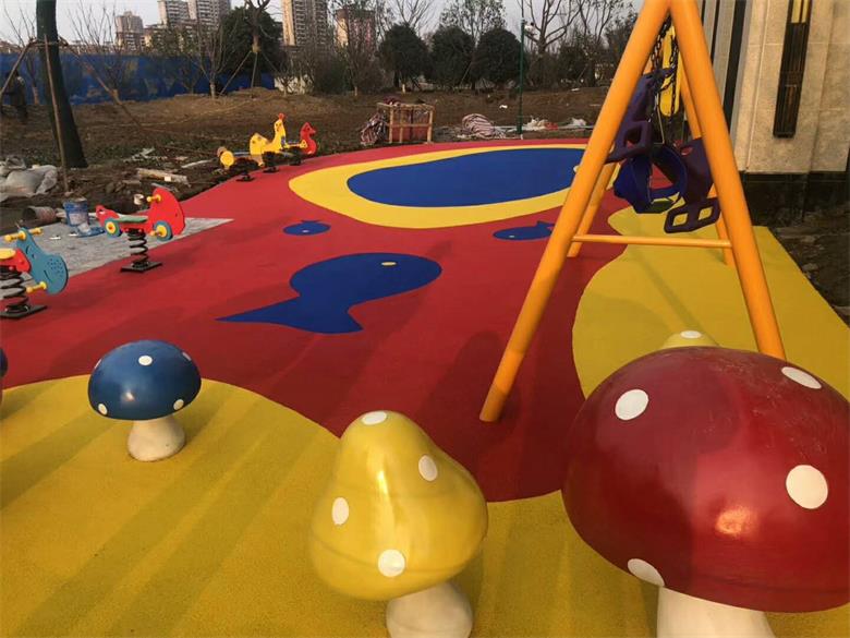 作文丢掉手机乐趣多_手机游戏作文600字初中_丢手机游戏作文