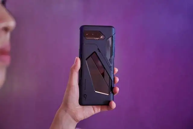 PPS游戏手机性价比_好玩的手机psp游戏_性能手机游戏