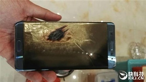 手机视频爆炸打游戏会怎么样_打手机游戏手机爆炸视频_手机玩游戏爆炸视频