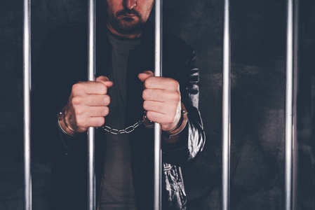 prison手机游戏-监狱生活新体验，逃不出的刺激挑战