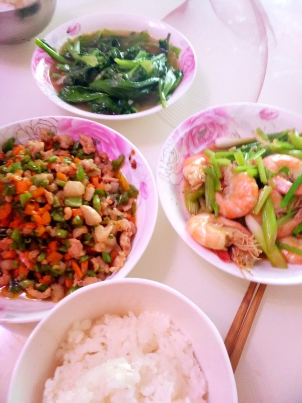 除夕吃年夜饭_除夕吃什么_除夕吃饺子