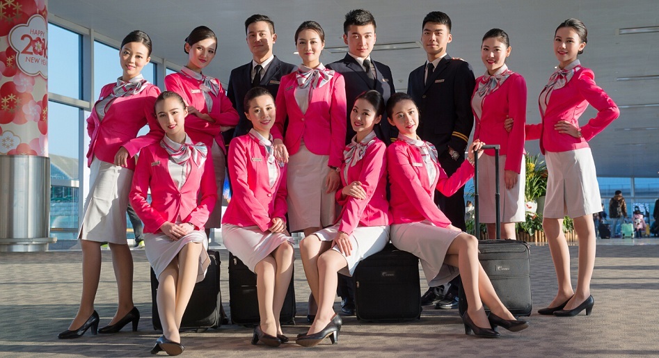 空姐高铁的叫什么_空姐高姐备春运_空姐和高姐都是吃青春饭的吗