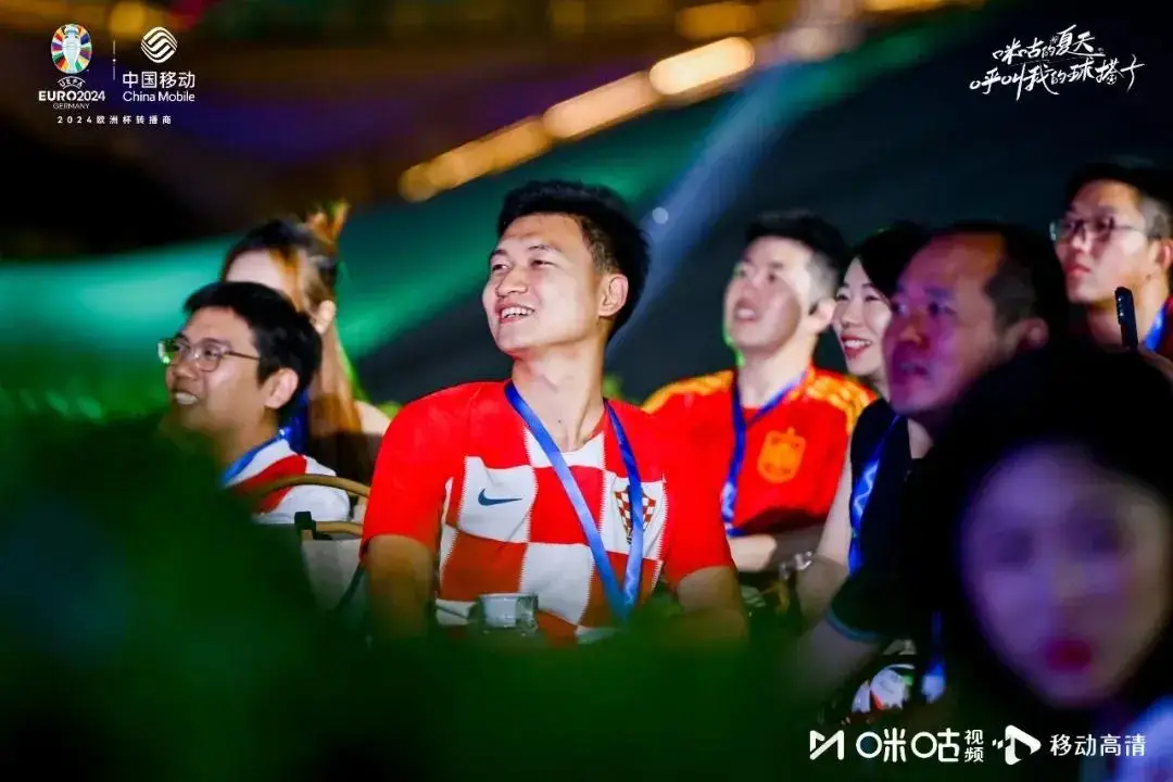bbk翻盖手机游戏_翻盖手机游戏合集_翻盖手机游戏公主与王子