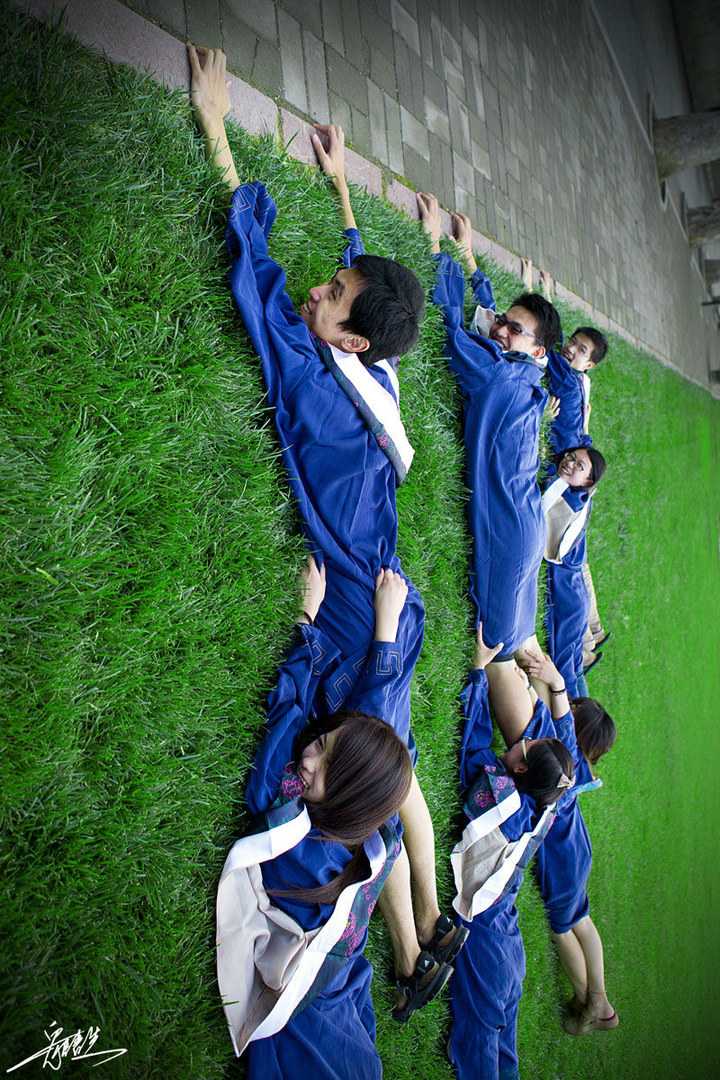 毕业拍照姿势的摆法_拍照毕业姿势大全_拍照的摆姿