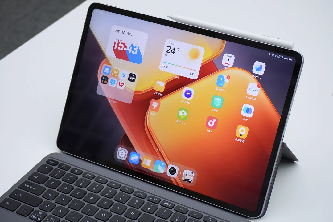 手机游戏平台_razerphone游戏手机_手机游戏推荐