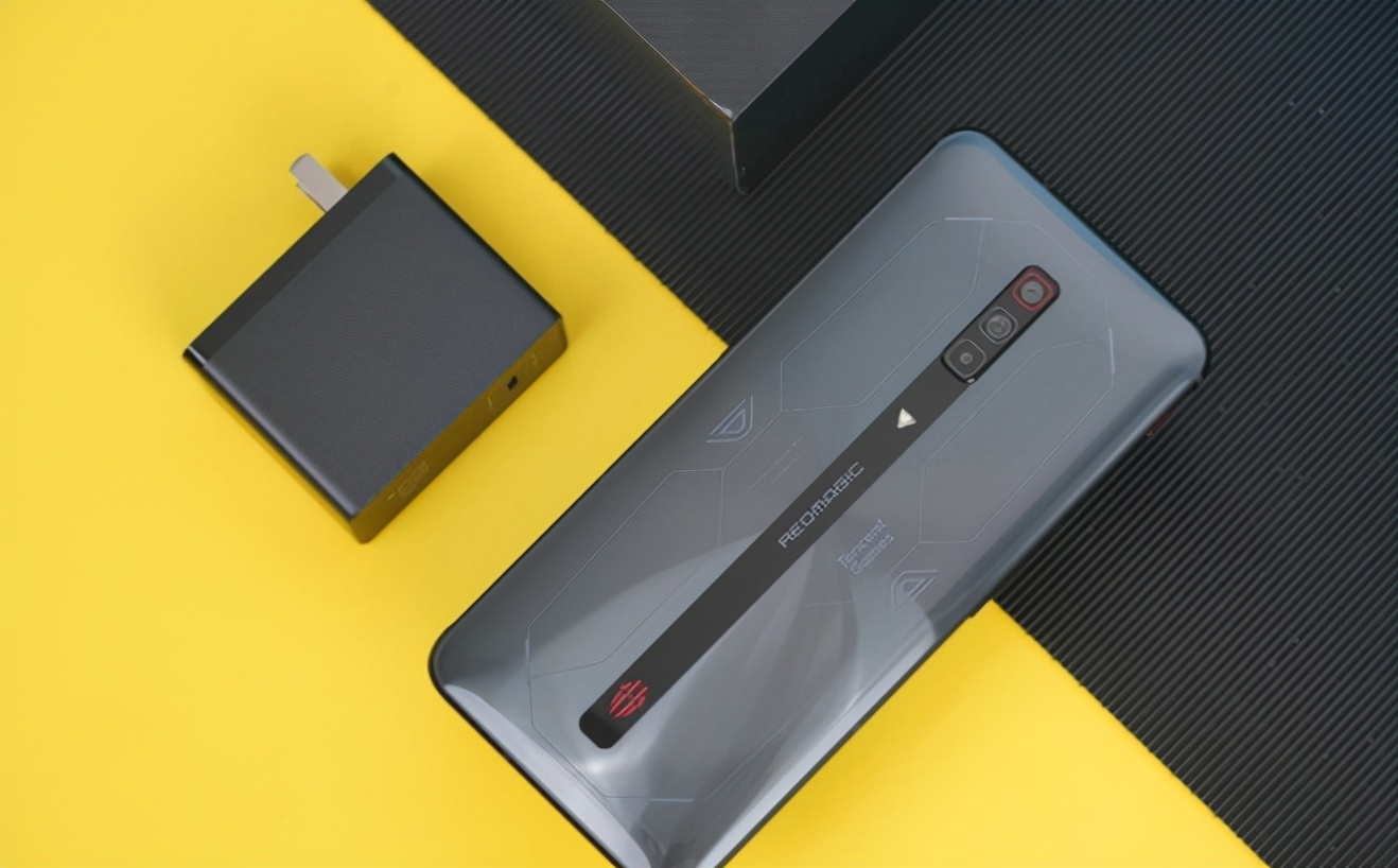 游戏高性能手机_出货最高的游戏手机有哪些_游戏手机出货量