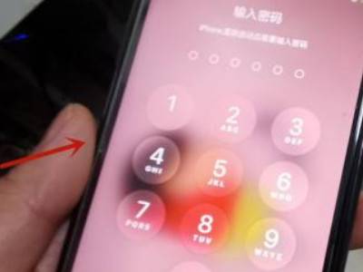 黑屏手机怎么恢复正常_手机黑屏又恢复_黑屏恢复正常手机还能用吗