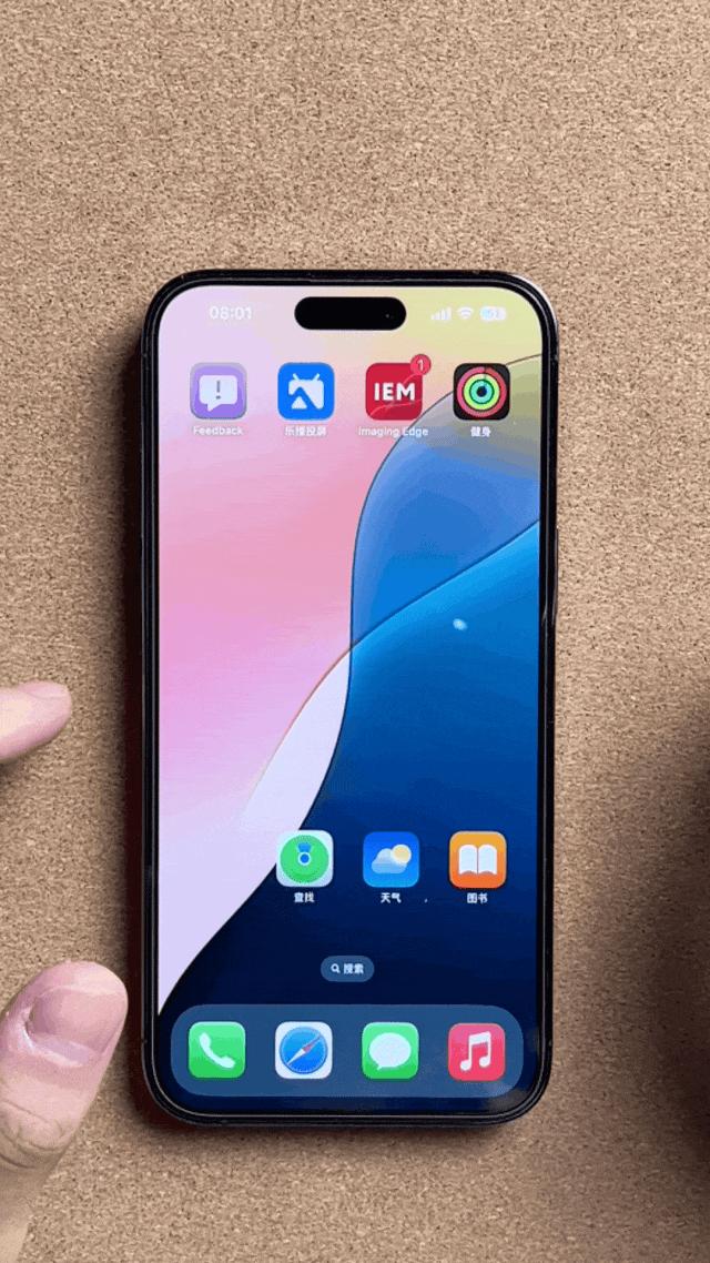 苹果玩手机游戏没有声音_能苹果玩手机游戏的平板_第一款苹果手机能玩游戏