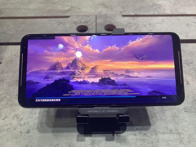 rog至尊版为什么比经典版贵_rog游戏手机3至尊版有什么_rog 游戏手机2至尊版