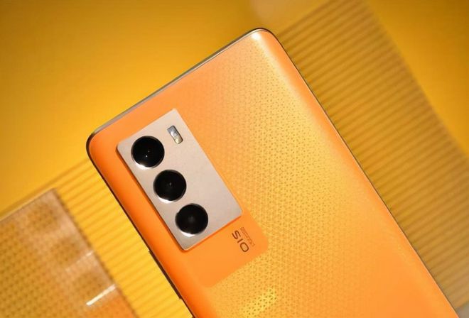 预算3000的游戏手机_3000预算买个游戏手机_3000块钱游戏手机