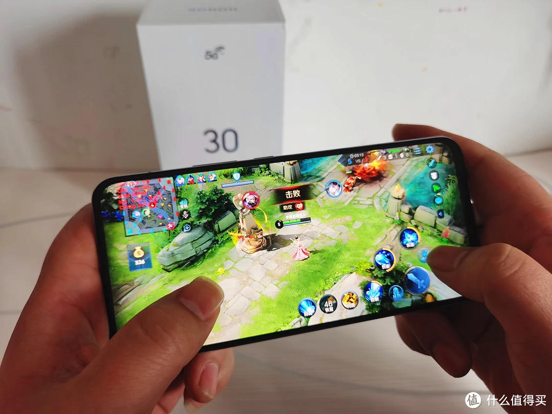 打游戏时手机的重量怎么算_重量算打手机游戏时的重量吗_手机游戏重力