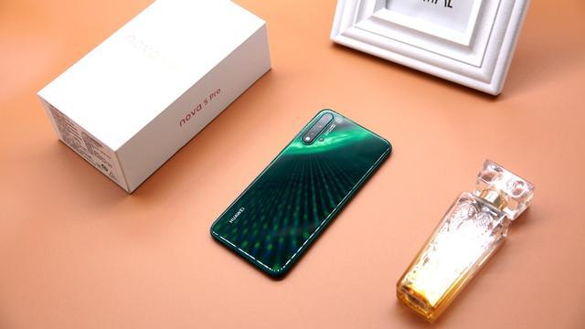 2千以内手机能打游戏吗_以内能打手机游戏的手表_可以打游戏的手游