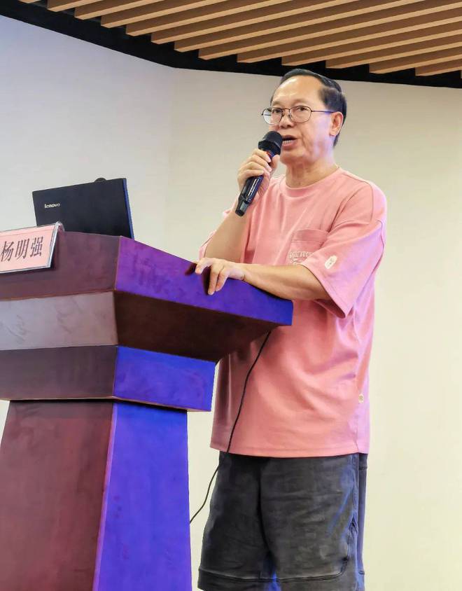 关于防疫停课不停学的通知_防疫停课手机游戏_防控疫情小游戏