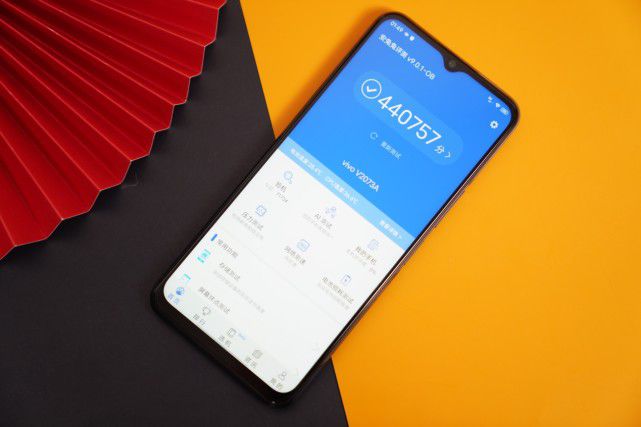 vast游戏手机配置_游戏手机基本配置_手机玩游戏配置
