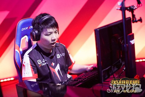能打lol手游的手机_手游支持lpl_lpl 专用游戏手机