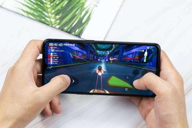 对手机配置高的游戏_手机游戏高配_手机游戏要求配置最高的游戏