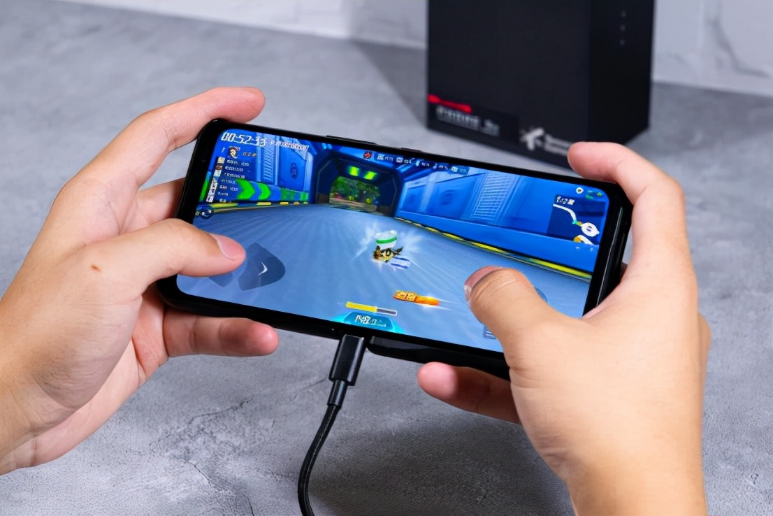 手机好玩高端游戏排行榜_手机高端游戏推荐_高端手机好玩的手机游戏