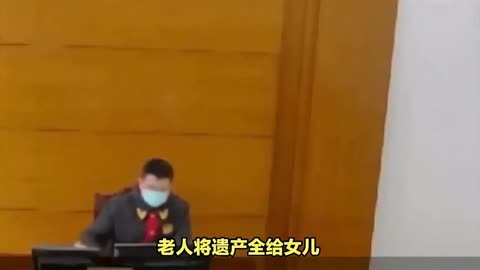 11岁孙女玩手机游戏吗_我孙女总是玩手机_孙女玩手机游戏的说说