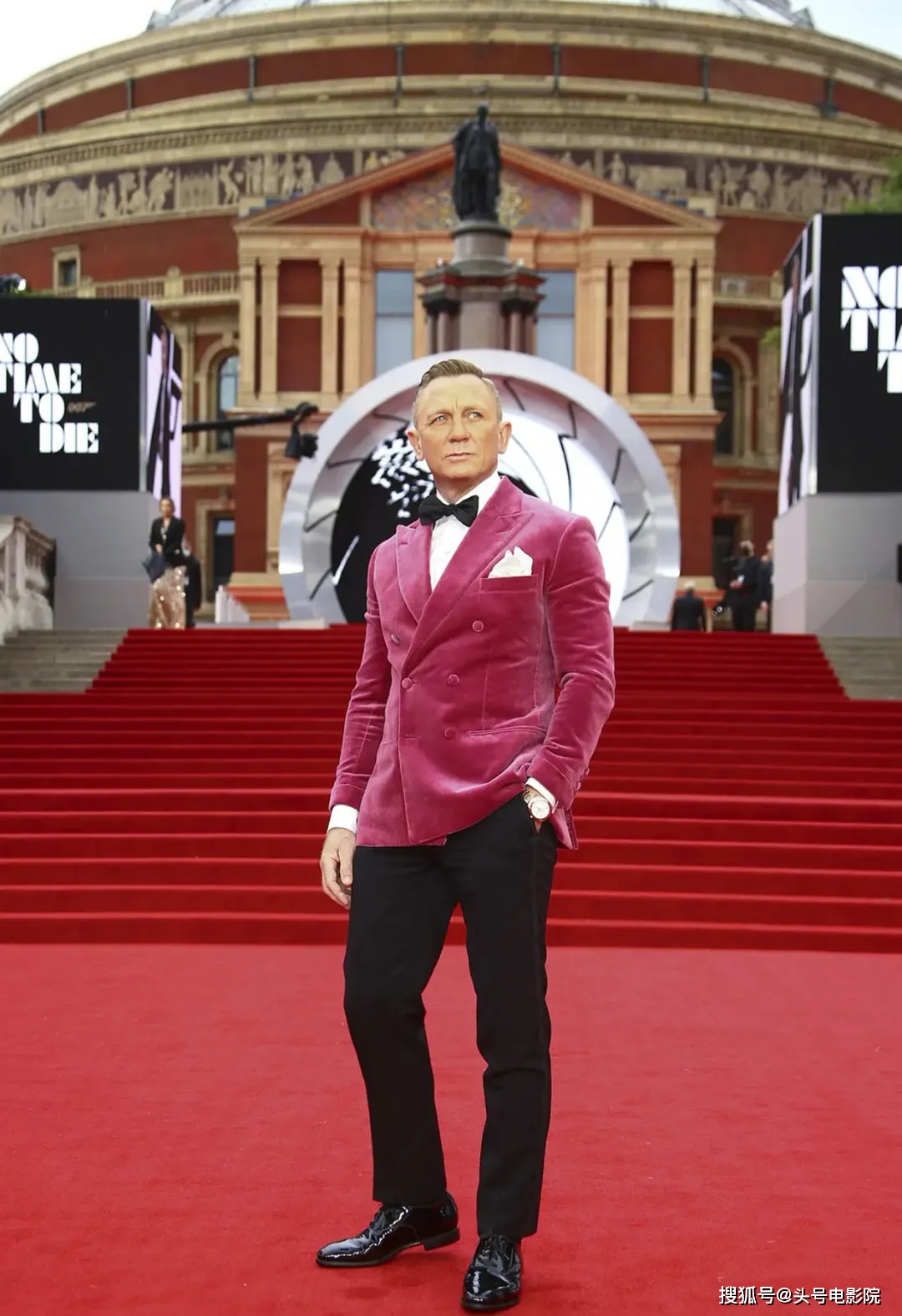 无暇赴死2021在线观看_007无暇赴死2021在线播放_无暇赴死电影简介