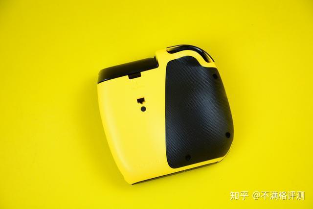 游戏手机必备配件_打游戏手机重要的配件_打游戏的手机配件