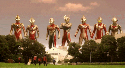 奥特曼约会游戏手机版_奥特曼约会大作战_奥特曼预约游戏